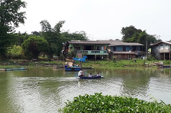 river in ayutthaya